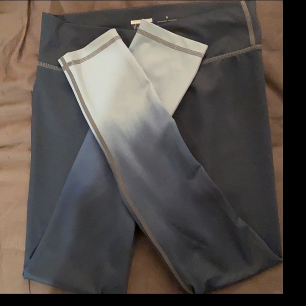 Vie active workout leggings/yoga leggings